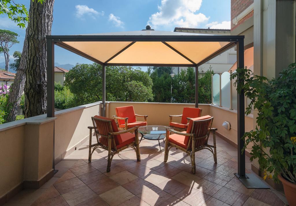 Hotel Le Ginestre Lido di Camaiore Exterior foto